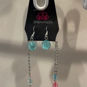Paparazzi, long necklace with matching earrings